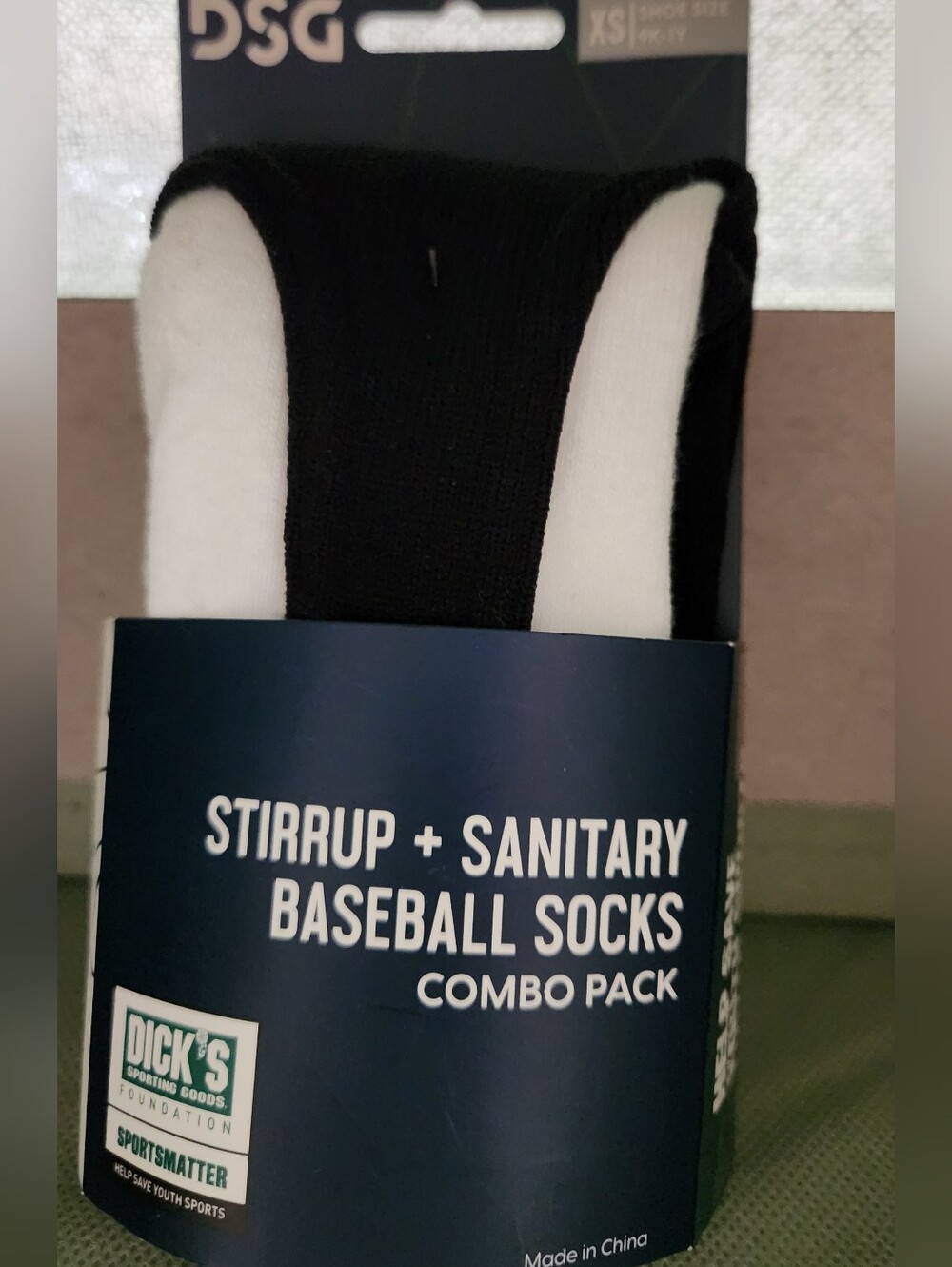 DSG Black Stirrup Socks & Sanitary Sock baseball Softball Combo Pack Youth M